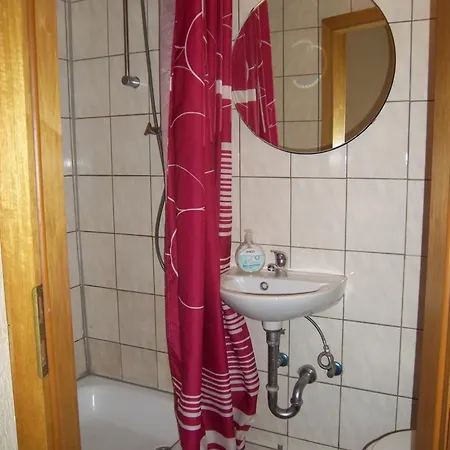 Monteur Gaestehaus *